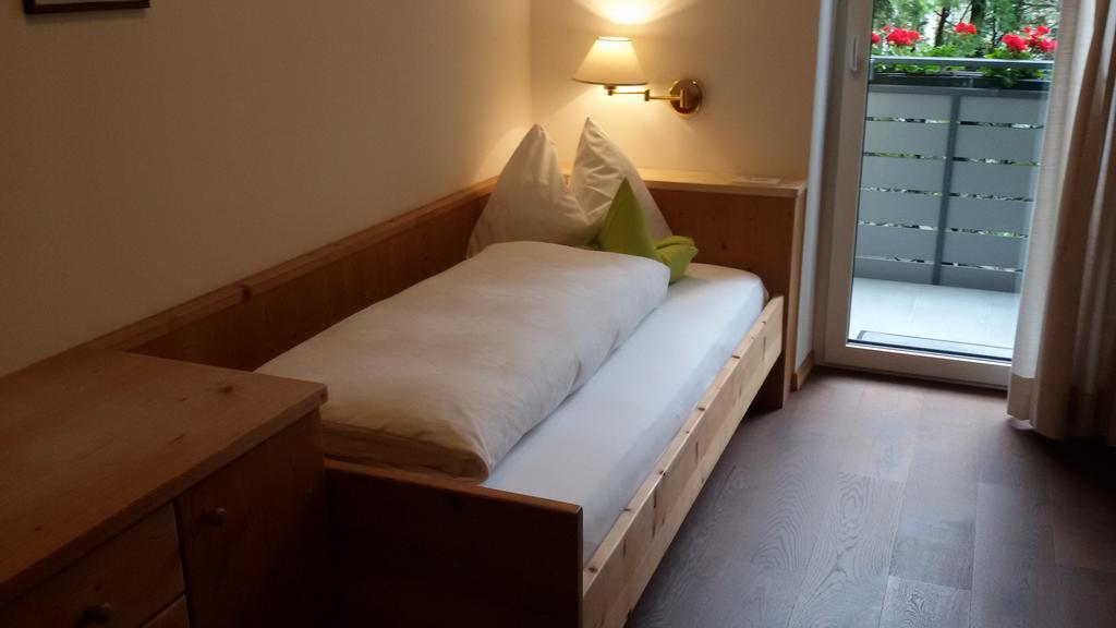 Hotel Garni Raffein à Lana Extérieur photo