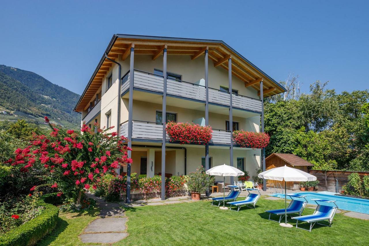 Hotel Garni Raffein à Lana Extérieur photo