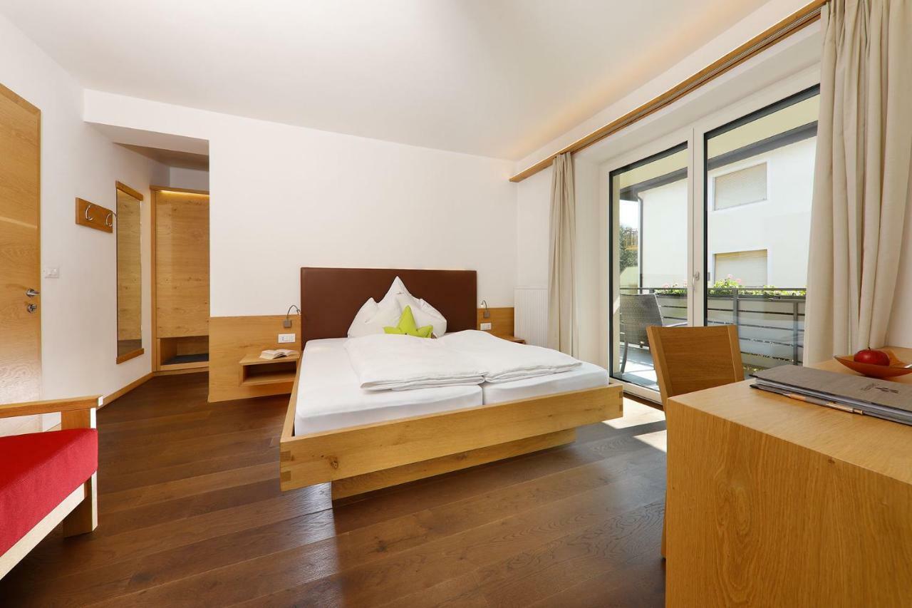 Hotel Garni Raffein à Lana Extérieur photo